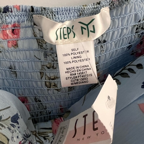 Floral Blue Women's Crop Top Size M. NWT - Picture 11 of 12